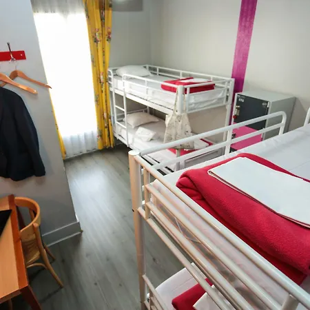 Arty Porte De Versailles By River * Paris