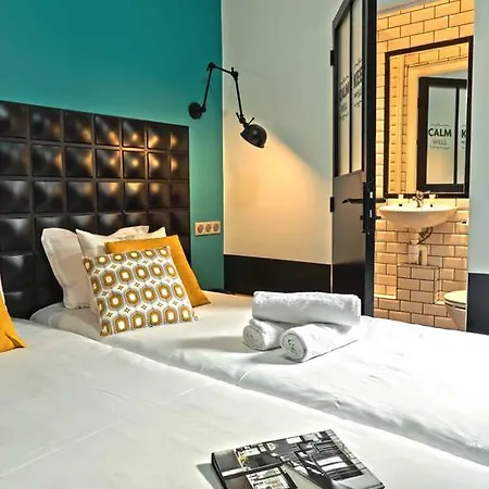 Vandrerhjem Arty Porte De Versailles By River