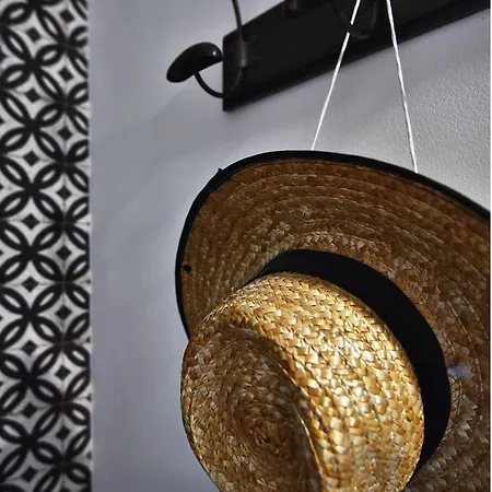 Arty Porte De Versailles By River * Paris