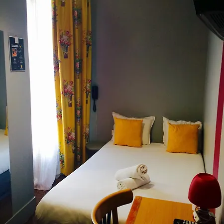 Arty Porte De Versailles By River Hostal *