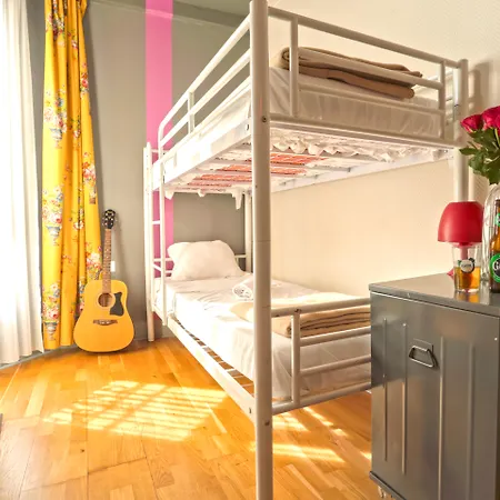 Hostal Arty Porte De Versailles By River