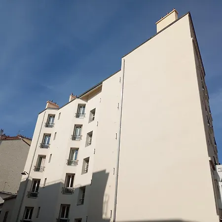 Arty Porte De Versailles By River Hostel *