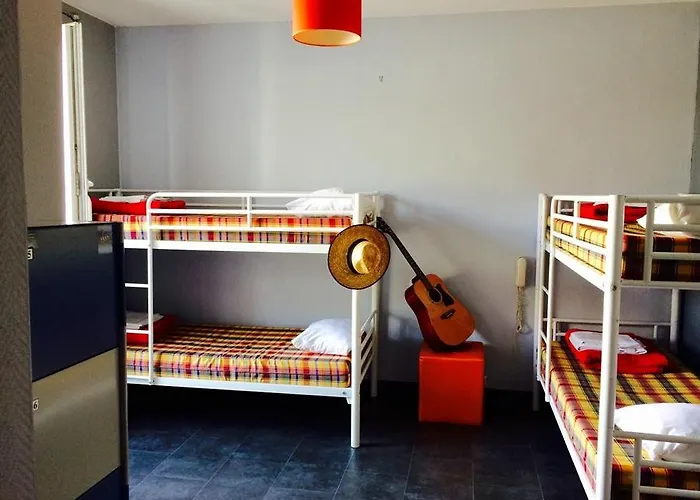 Arty Porte De Versailles By River