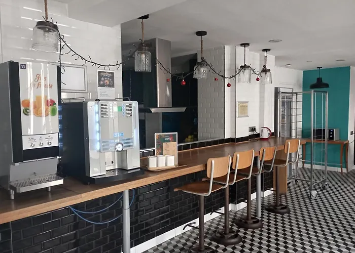 Arty Porte De Versailles By River