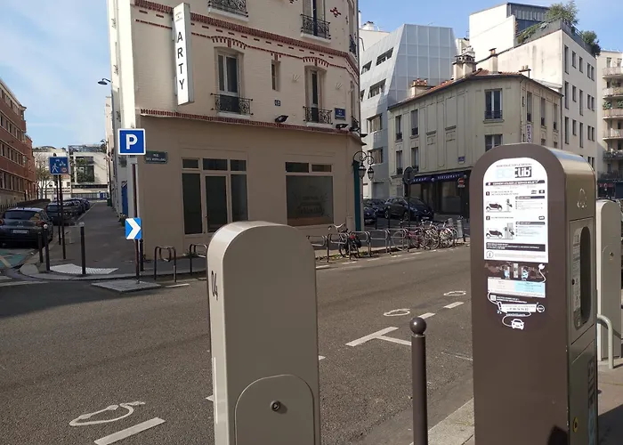 호스텔 Arty Porte De Versailles By River *