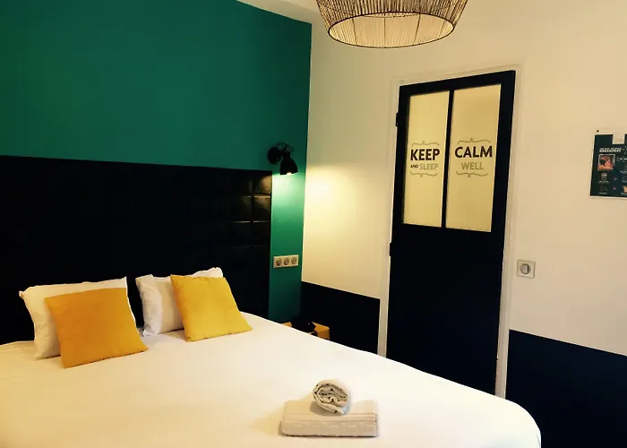 Arty Porte De Versailles By River Hostel Paryż