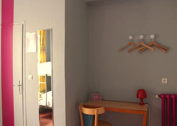 Hostel Arty Porte De Versailles By River Paryż