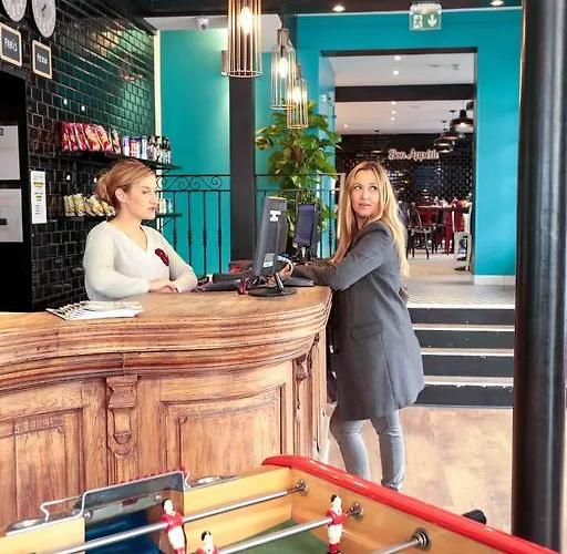 호스텔 Arty Porte De Versailles By River *