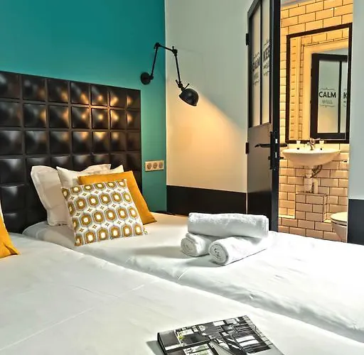 Хостел Arty Porte De Versailles By River