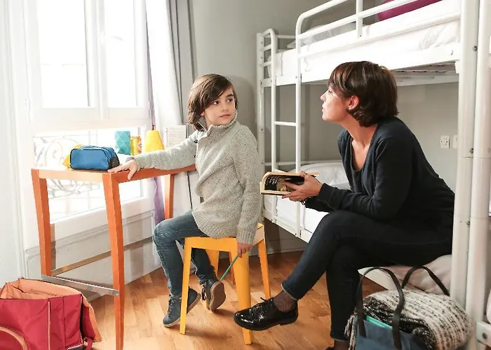 Arty Porte De Versailles By River Париж