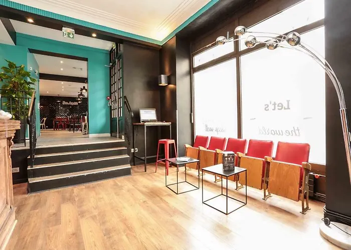 Hostal Arty Porte De Versailles By River *