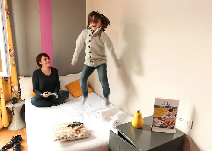 بيت شباب Arty Porte De Versailles By River باريس